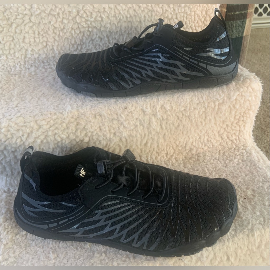 Nwt Size 7.5 Hike Footwear Non-Slip Barefoot Shoes